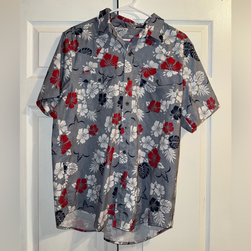 Ariat Gray Short-Sleeve Floral Button-Down Shirt with Red & White Accents